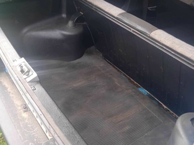 Синий ЗАЗ 1102 Таврия, объемом двигателя 1.1 л и пробегом 50 тыс. км за 944 $, фото 5 на Automoto.ua