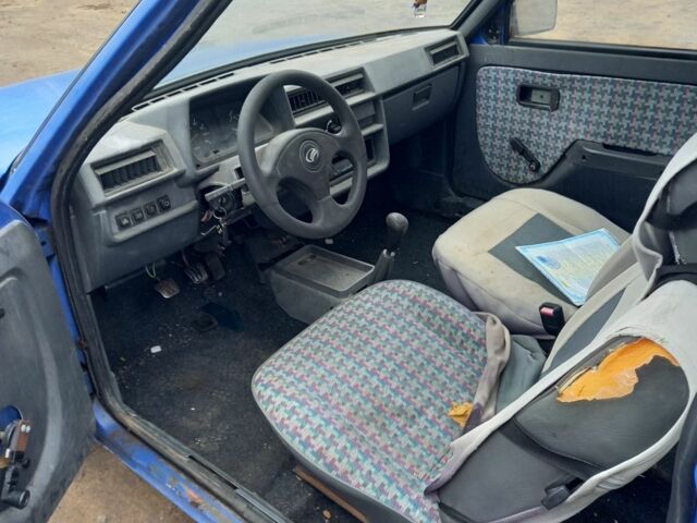 Синий ЗАЗ 1102 Таврия, объемом двигателя 1.2 л и пробегом 80 тыс. км за 237 $, фото 6 на Automoto.ua