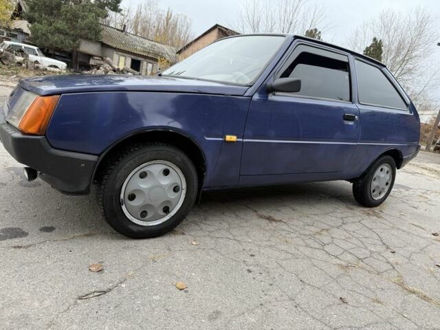 Синий ЗАЗ 1102 Таврия, объемом двигателя 1.2 л и пробегом 200 тыс. км за 929 $, фото 4 на Automoto.ua