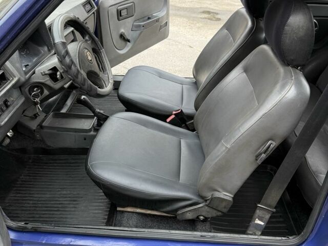 Синий ЗАЗ 1102 Таврия, объемом двигателя 1.2 л и пробегом 200 тыс. км за 929 $, фото 15 на Automoto.ua