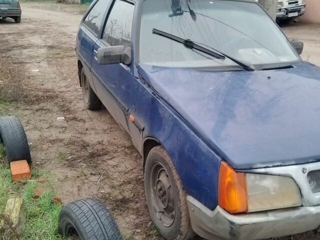 Синій ЗАЗ 1102 Таврія, об'ємом двигуна 1 л та пробігом 120 тис. км за 450 $, фото 3 на Automoto.ua