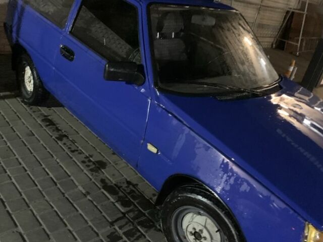 Синий ЗАЗ 1102 Таврия, объемом двигателя 1.2 л и пробегом 200 тыс. км за 714 $, фото 4 на Automoto.ua