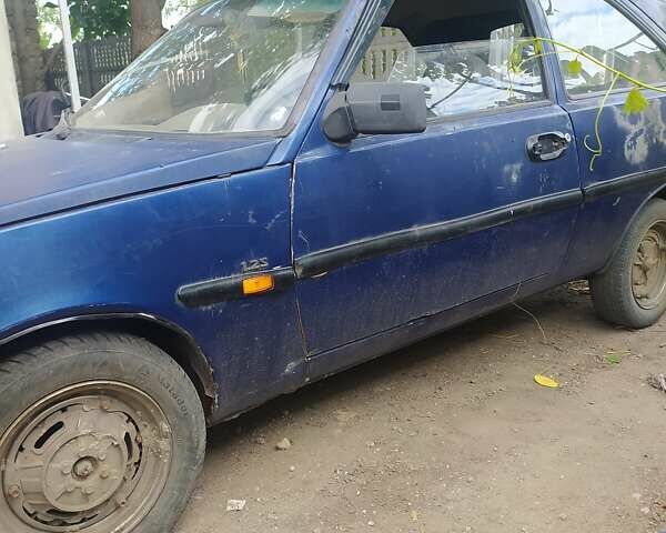 Синий ЗАЗ 1102 Таврия, объемом двигателя 1.2 л и пробегом 500 тыс. км за 1100 $, фото 2 на Automoto.ua