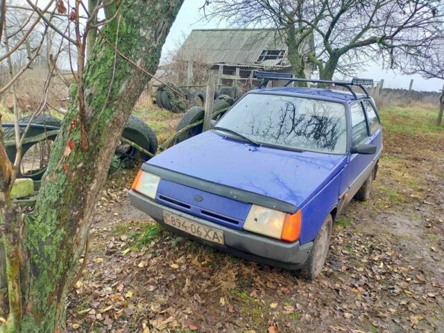 Синій ЗАЗ 1102 Таврія, об'ємом двигуна 0 л та пробігом 3 тис. км за 638 $, фото 4 на Automoto.ua