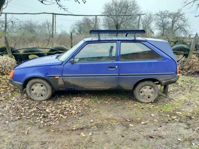 Синій ЗАЗ 1102 Таврія, об'ємом двигуна 0 л та пробігом 3 тис. км за 638 $, фото 8 на Automoto.ua