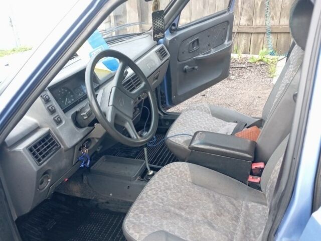 Синий ЗАЗ 1102 Таврия, объемом двигателя 0 л и пробегом 50 тыс. км за 650 $, фото 3 на Automoto.ua