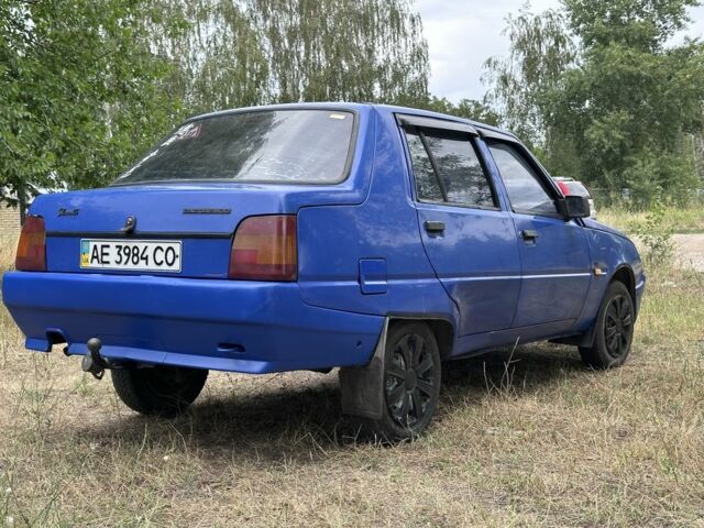 Синий ЗАЗ 1102 Таврия, объемом двигателя 1.2 л и пробегом 200 тыс. км за 721 $, фото 2 на Automoto.ua