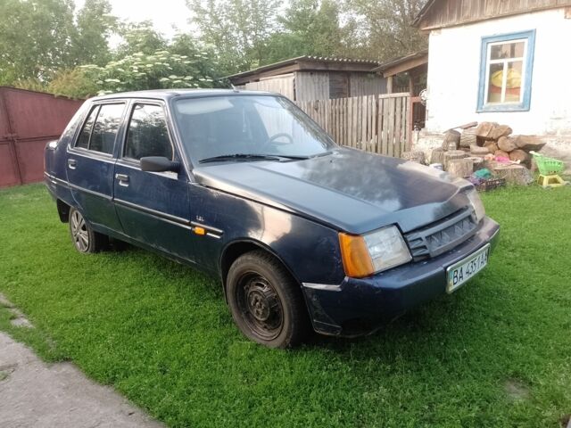 Синій ЗАЗ 1102 Таврія, об'ємом двигуна 1.2 л та пробігом 2 тис. км за 725 $, фото 1 на Automoto.ua