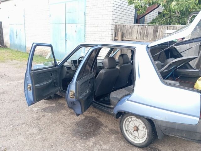 Синий ЗАЗ 1102 Таврия, объемом двигателя 0 л и пробегом 50 тыс. км за 650 $, фото 4 на Automoto.ua