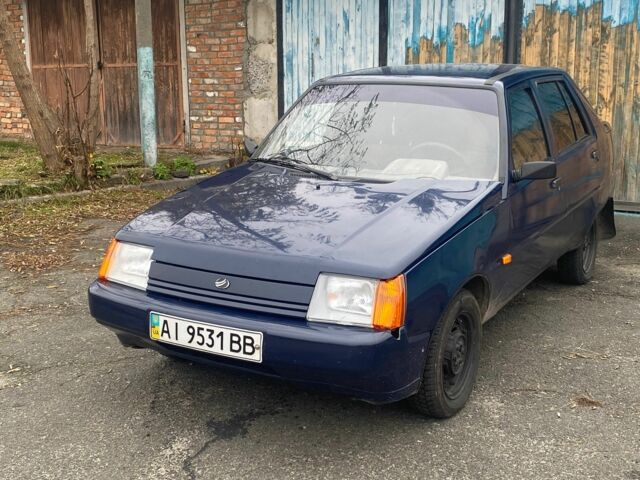 Синий ЗАЗ 1102 Таврия, объемом двигателя 1.2 л и пробегом 250 тыс. км за 1000 $, фото 1 на Automoto.ua