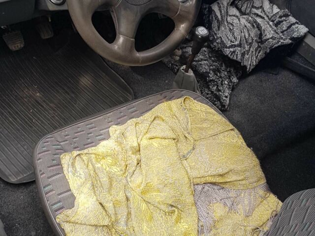 Синий ЗАЗ 1102 Таврия, объемом двигателя 1.2 л и пробегом 190 тыс. км за 320 $, фото 5 на Automoto.ua