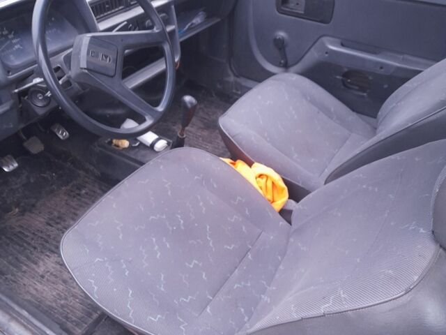 Синий ЗАЗ 1102 Таврия, объемом двигателя 1.1 л и пробегом 100 тыс. км за 545 $, фото 2 на Automoto.ua