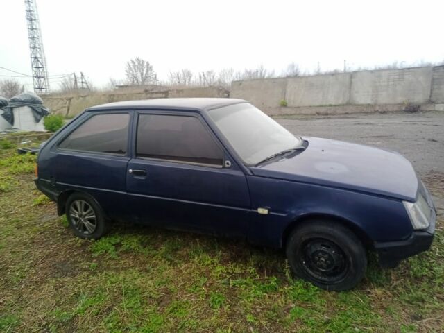 Синий ЗАЗ 1102 Таврия, объемом двигателя 1.2 л и пробегом 200 тыс. км за 300 $, фото 2 на Automoto.ua