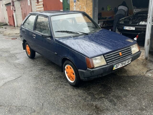 Синий ЗАЗ 1102 Таврия, объемом двигателя 1.1 л и пробегом 400 тыс. км за 700 $, фото 2 на Automoto.ua