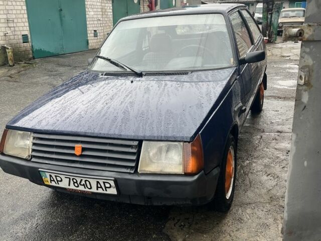 Синий ЗАЗ 1102 Таврия, объемом двигателя 1.1 л и пробегом 400 тыс. км за 700 $, фото 3 на Automoto.ua