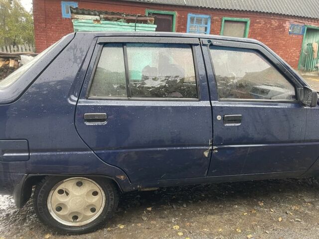 Синий ЗАЗ 1102 Таврия, объемом двигателя 1.2 л и пробегом 27 тыс. км за 900 $, фото 3 на Automoto.ua