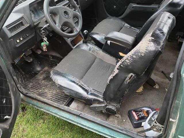 Зелений ЗАЗ 1102 Таврія, об'ємом двигуна 1.2 л та пробігом 85 тис. км за 380 $, фото 5 на Automoto.ua