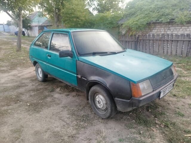 Зелений ЗАЗ 1102 Таврія, об'ємом двигуна 1.1 л та пробігом 100 тис. км за 255 $, фото 1 на Automoto.ua