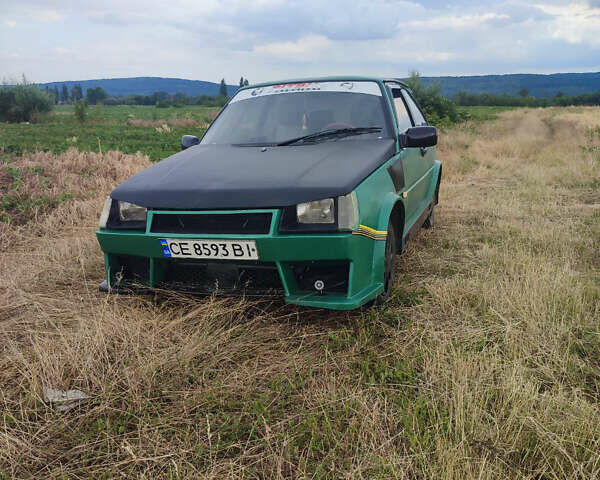 Зелений ЗАЗ 1102 Таврія, об'ємом двигуна 1.1 л та пробігом 250 тис. км за 995 $, фото 2 на Automoto.ua