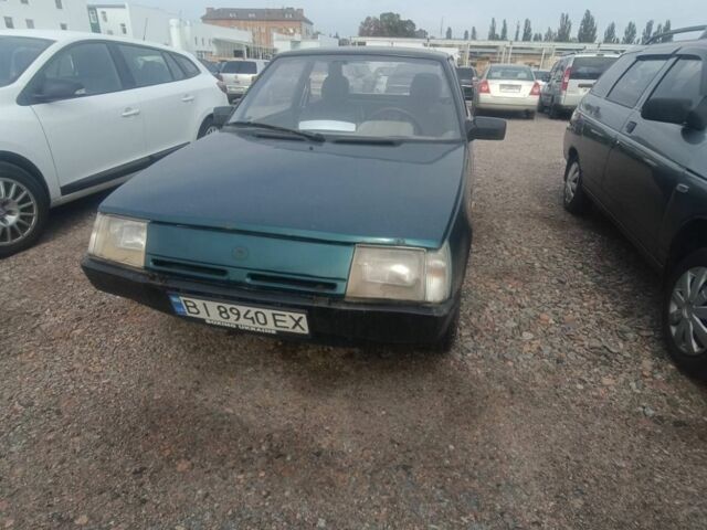 Зеленый ЗАЗ 1102 Таврия, объемом двигателя 1.1 л и пробегом 83 тыс. км за 1100 $, фото 1 на Automoto.ua