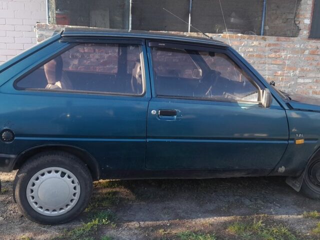 Зелений ЗАЗ 1102 Таврія, об'ємом двигуна 1.1 л та пробігом 168 тис. км за 663 $, фото 3 на Automoto.ua