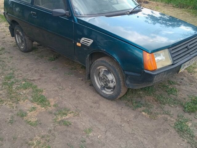 Зелений ЗАЗ 1102 Таврія, об'ємом двигуна 1.2 л та пробігом 100 тис. км за 550 $, фото 11 на Automoto.ua