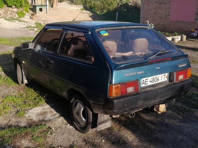 Зелений ЗАЗ 1102 Таврія, об'ємом двигуна 1.1 л та пробігом 168 тис. км за 663 $, фото 2 на Automoto.ua