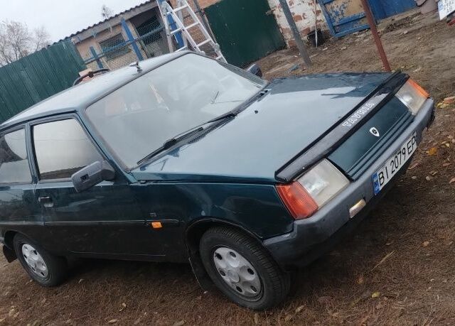 Зелений ЗАЗ 1102 Таврія, об'ємом двигуна 1.1 л та пробігом 1 тис. км за 553 $, фото 2 на Automoto.ua