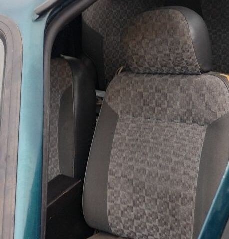 Зелений ЗАЗ 1102 Таврія, об'ємом двигуна 1.1 л та пробігом 1 тис. км за 553 $, фото 3 на Automoto.ua