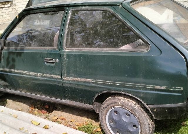 Зеленый ЗАЗ 1102 Таврия, объемом двигателя 0 л и пробегом 195 тыс. км за 667 $, фото 2 на Automoto.ua