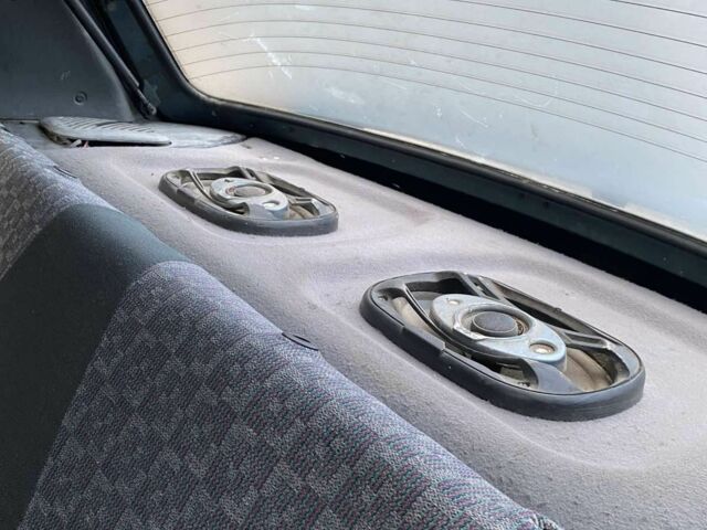 Зелений ЗАЗ 1102 Таврія, об'ємом двигуна 1.2 л та пробігом 1 тис. км за 650 $, фото 12 на Automoto.ua