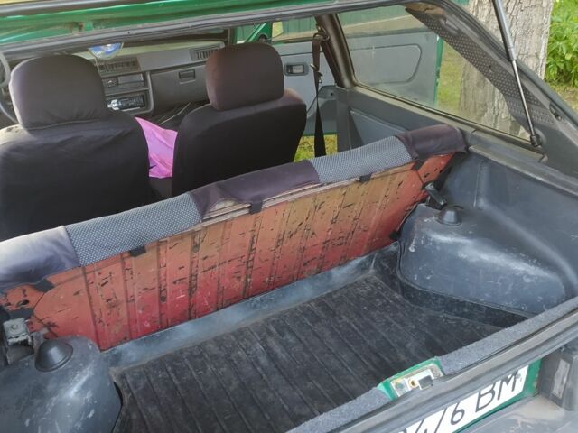 Зеленый ЗАЗ 1102 Таврия, объемом двигателя 1.2 л и пробегом 100 тыс. км за 831 $, фото 12 на Automoto.ua