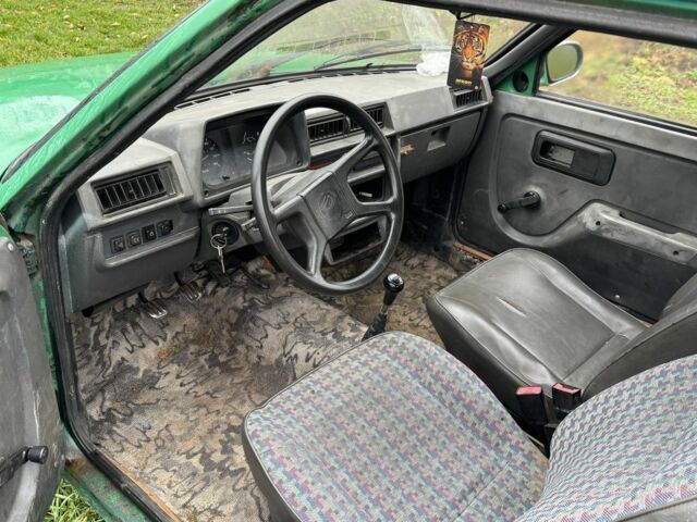 Зелений ЗАЗ 1102 Таврія, об'ємом двигуна 1.1 л та пробігом 2 тис. км за 358 $, фото 8 на Automoto.ua