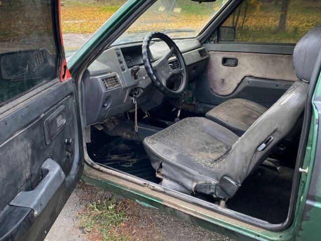 Зеленый ЗАЗ 1102 Таврия, объемом двигателя 1.2 л и пробегом 124 тыс. км за 450 $, фото 6 на Automoto.ua