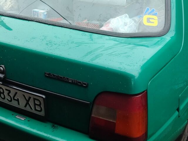 Зеленый ЗАЗ 1102 Таврия, объемом двигателя 0 л и пробегом 100 тыс. км за 1074 $, фото 1 на Automoto.ua