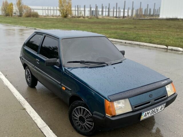 Зелений ЗАЗ 1102 Таврія, об'ємом двигуна 1.1 л та пробігом 100 тис. км за 1500 $, фото 2 на Automoto.ua