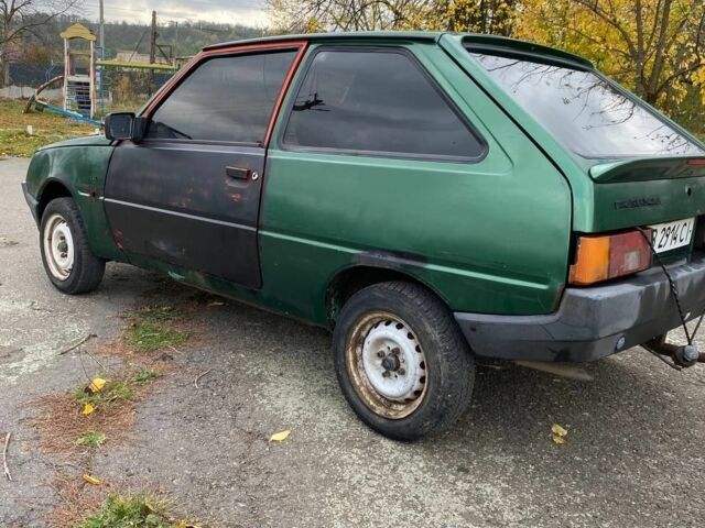 Зеленый ЗАЗ 1102 Таврия, объемом двигателя 1.2 л и пробегом 124 тыс. км за 450 $, фото 5 на Automoto.ua