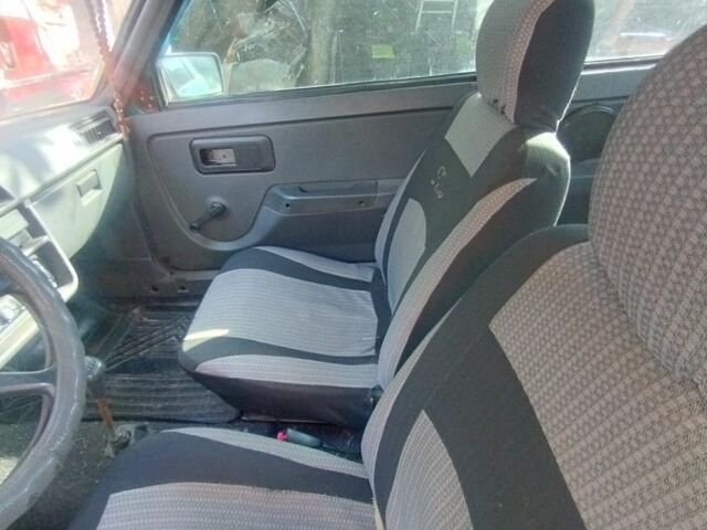 Зелений ЗАЗ 1102 Таврія, об'ємом двигуна 1 л та пробігом 150 тис. км за 25000 $, фото 3 на Automoto.ua