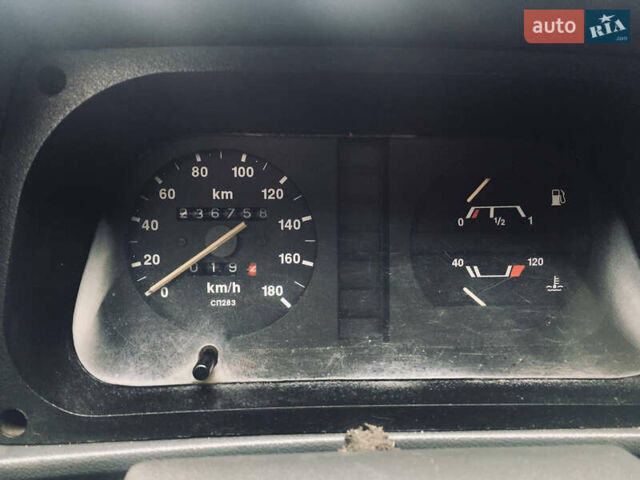 Зеленый ЗАЗ 1102 Таврия, объемом двигателя 1.2 л и пробегом 236 тыс. км за 1150 $, фото 8 на Automoto.ua