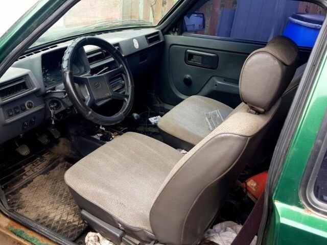 Зеленый ЗАЗ 1102 Таврия, объемом двигателя 1.2 л и пробегом 35 тыс. км за 350 $, фото 3 на Automoto.ua