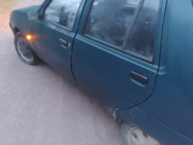 Зеленый ЗАЗ 1102 Таврия, объемом двигателя 1.2 л и пробегом 120 тыс. км за 850 $, фото 2 на Automoto.ua