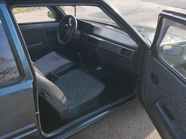 Зеленый ЗАЗ 1102 Таврия, объемом двигателя 1.2 л и пробегом 130 тыс. км за 850 $, фото 3 на Automoto.ua