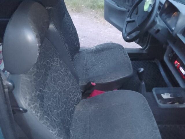 Зеленый ЗАЗ 1102 Таврия, объемом двигателя 1.2 л и пробегом 120 тыс. км за 850 $, фото 6 на Automoto.ua