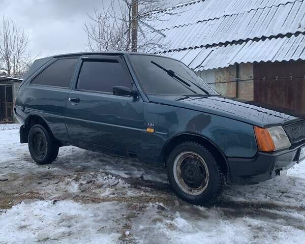 Зеленый ЗАЗ 1102 Таврия, объемом двигателя 1.1 л и пробегом 242 тыс. км за 1000 $, фото 2 на Automoto.ua