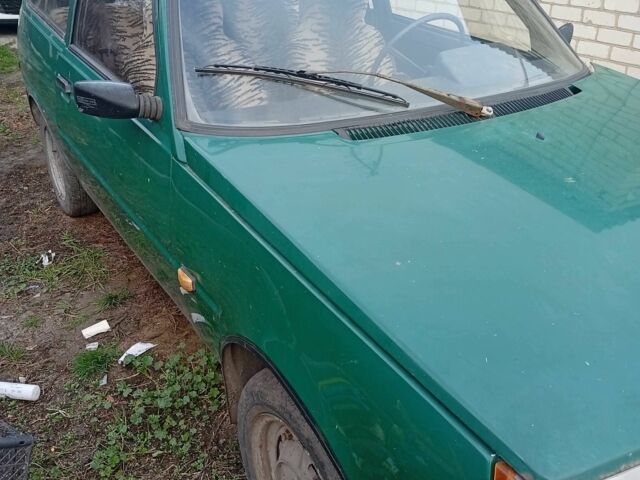 Зеленый ЗАЗ 1102 Таврия, объемом двигателя 1.1 л и пробегом 65 тыс. км за 700 $, фото 3 на Automoto.ua