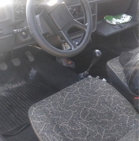 Зелений ЗАЗ 1102 Таврія, об'ємом двигуна 1.2 л та пробігом 161 тис. км за 1100 $, фото 2 на Automoto.ua