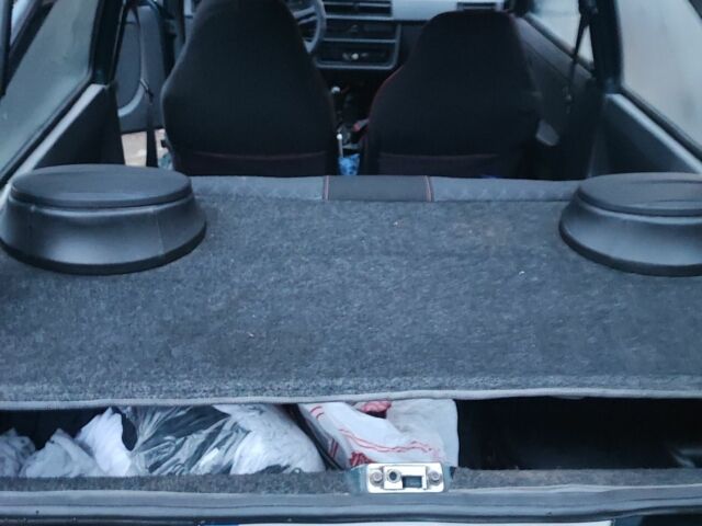 Зелений ЗАЗ 1102 Таврія, об'ємом двигуна 1.1 л та пробігом 1 тис. км за 828 $, фото 4 на Automoto.ua