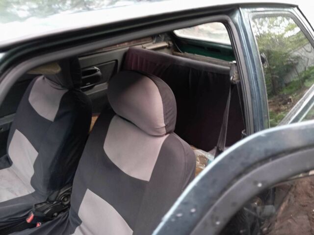 Зелений ЗАЗ 1102 Таврія, об'ємом двигуна 1.2 л та пробігом 175 тис. км за 840 $, фото 4 на Automoto.ua