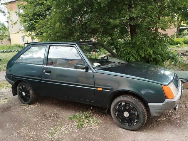 Зелений ЗАЗ 1102 Таврія, об'ємом двигуна 1.2 л та пробігом 95 тис. км за 889 $, фото 1 на Automoto.ua