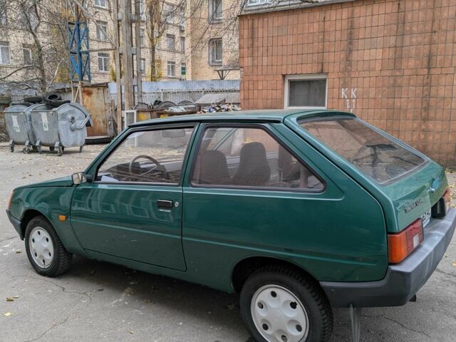 Зелений ЗАЗ 1102 Таврія, об'ємом двигуна 1.2 л та пробігом 35 тис. км за 2000 $, фото 7 на Automoto.ua